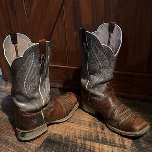 Ariat Square Toe Lightweight Boots